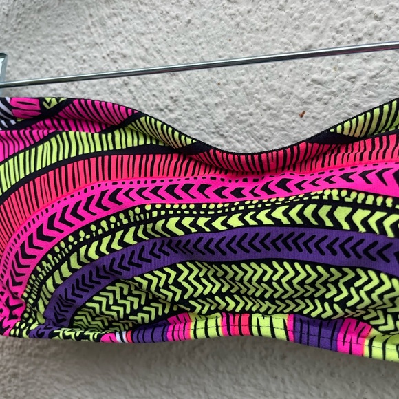 NWT Ripcurl Bikini Top - Picture 5 of 8